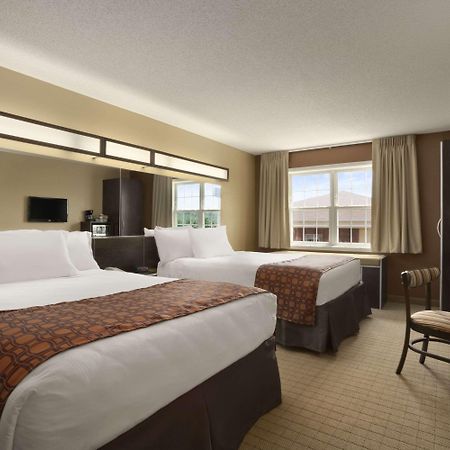 Microtel Inn & Suites By Wyndham Mineral Wells/Parkersburg Zewnętrze zdjęcie