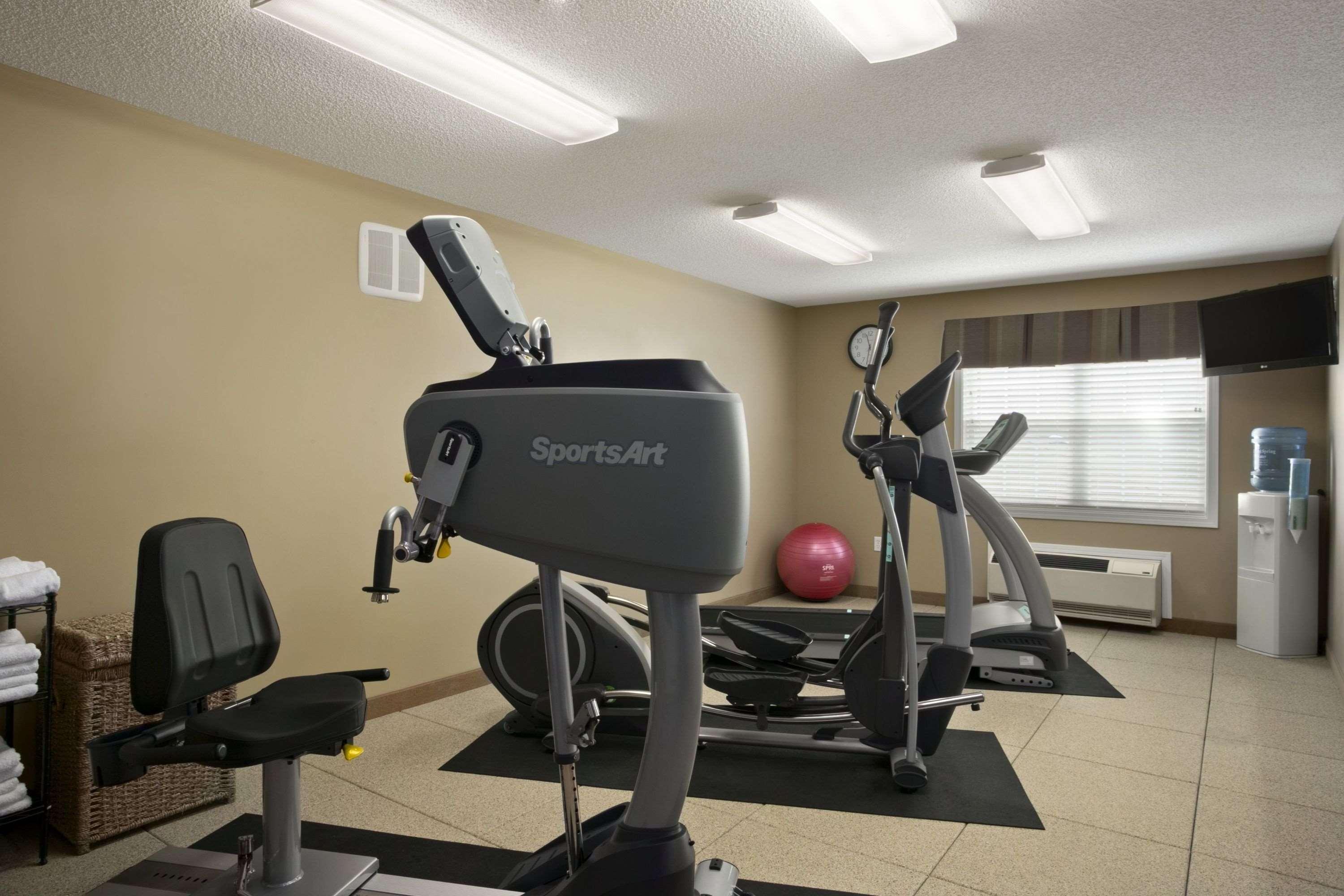 Microtel Inn & Suites By Wyndham Mineral Wells/Parkersburg Zewnętrze zdjęcie