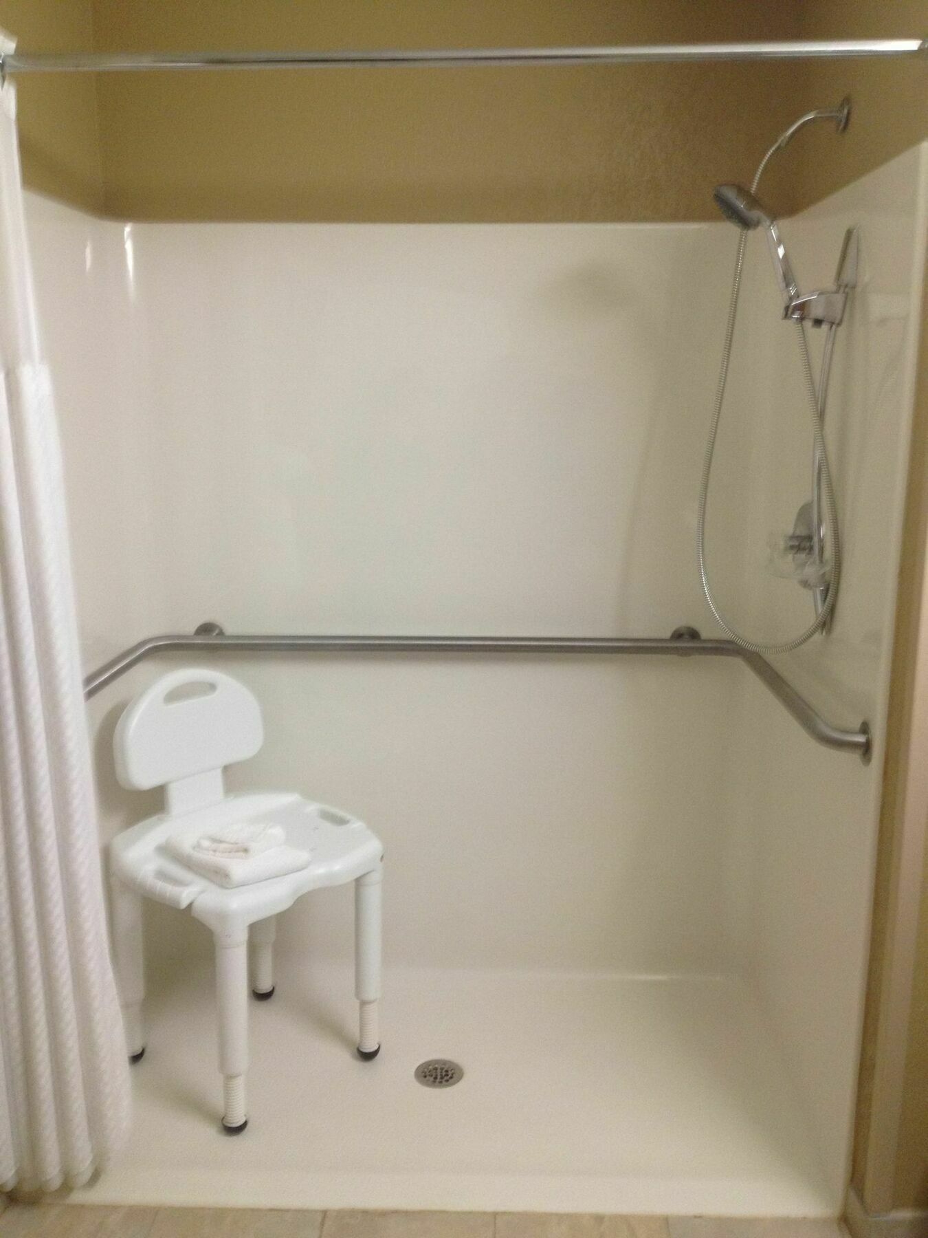 Microtel Inn & Suites By Wyndham Mineral Wells/Parkersburg Zewnętrze zdjęcie