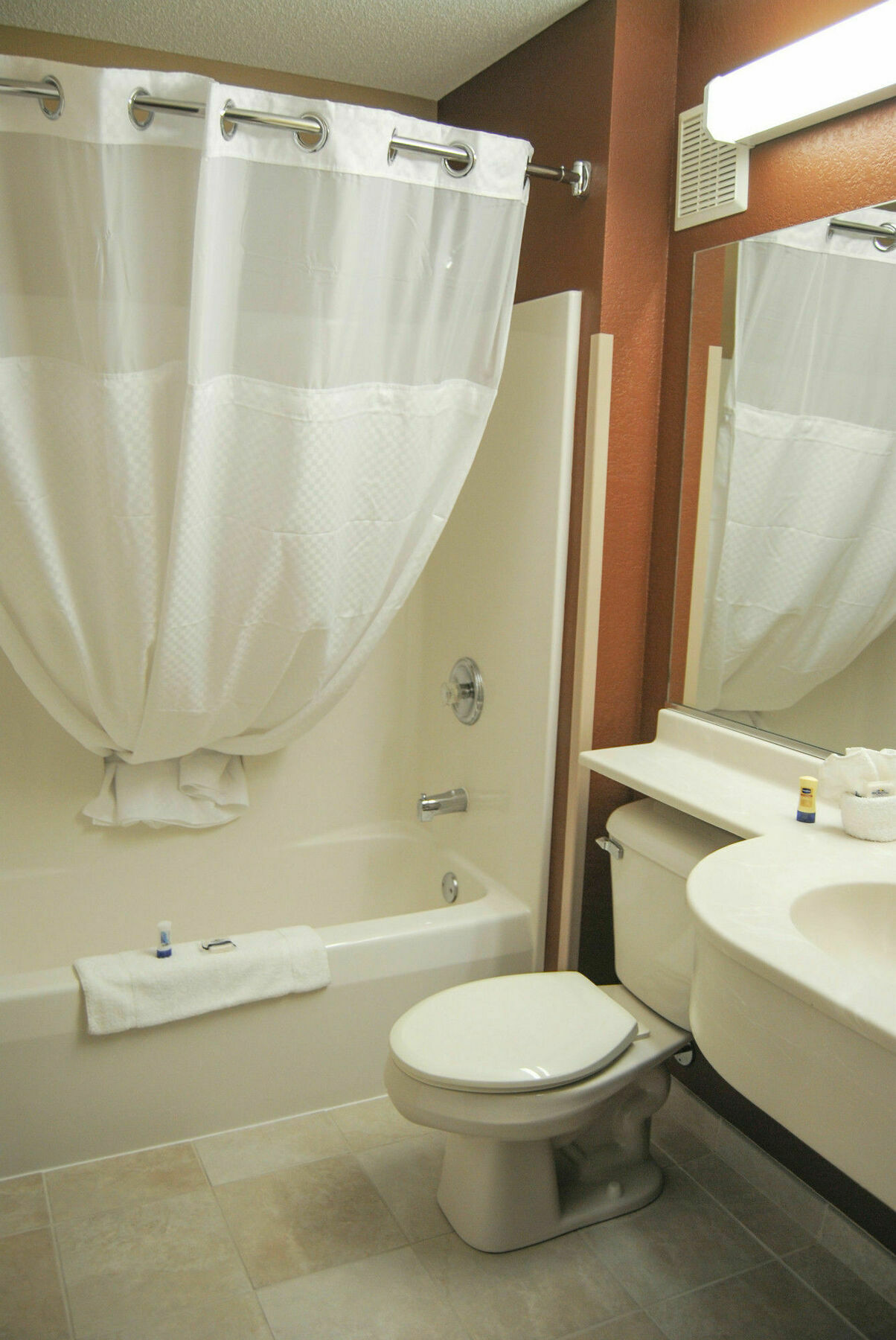 Microtel Inn & Suites By Wyndham Mineral Wells/Parkersburg Zewnętrze zdjęcie